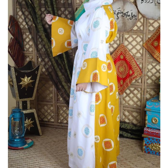 Two-Tone Traditional Abaya